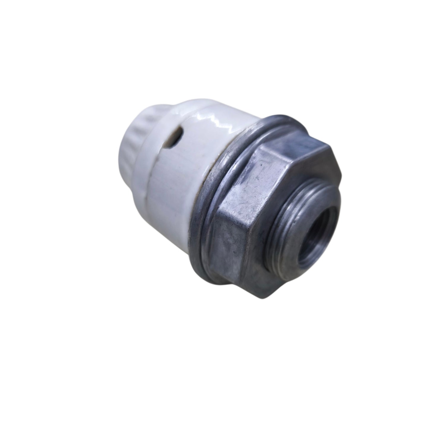 AMCO Porcelain E27 Socket with Bracket 1/2 Conduit Thread