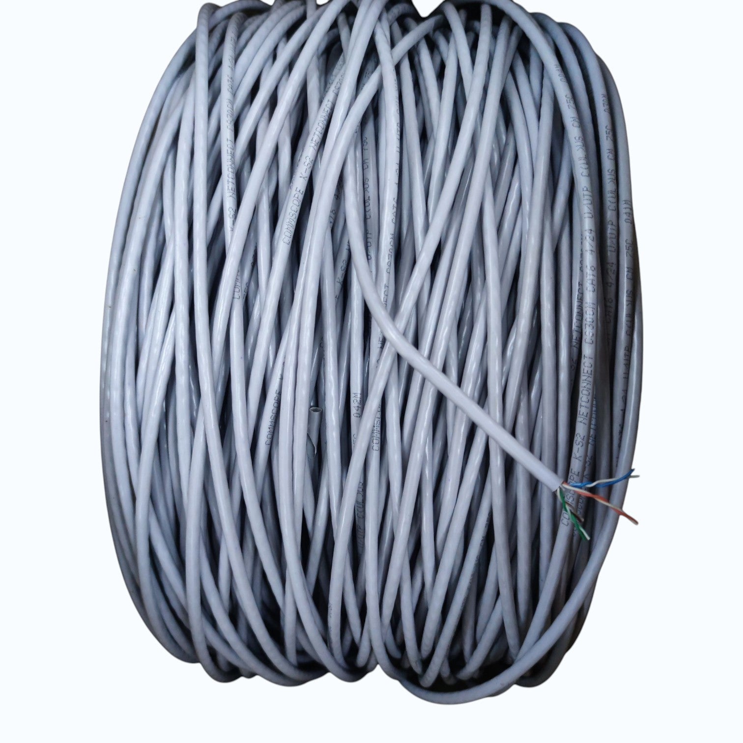 Comscope Precut LAN Cable, Ethernet Cable, Data Cable, UTP Cable, CAT 6 AWG 24 Solid Gray