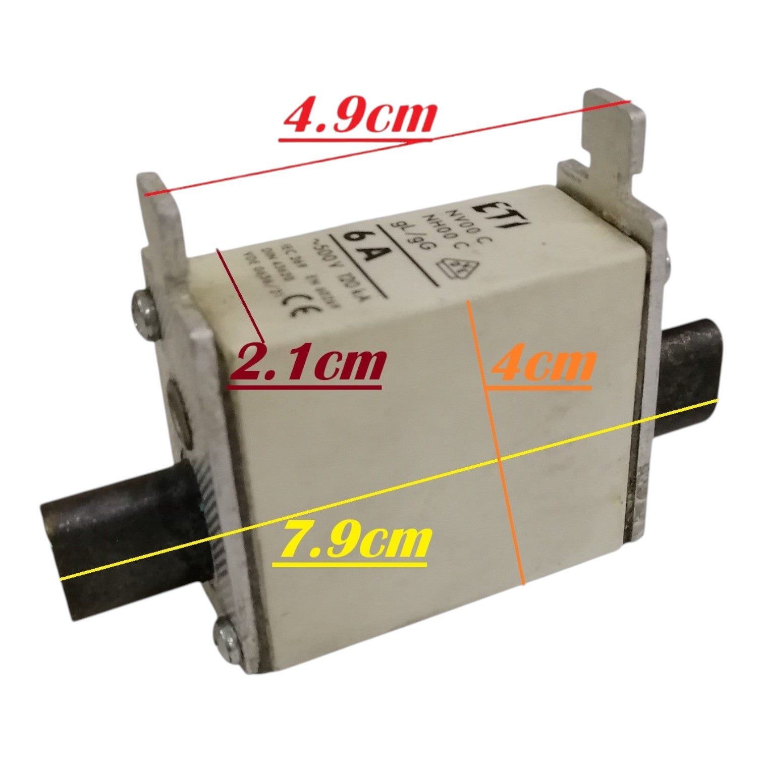 Rectangular electronic component with dimensions labeled on a white background