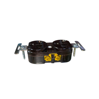 Eagle 2 Gang Tandem Outlet 15A 250V CAT826B