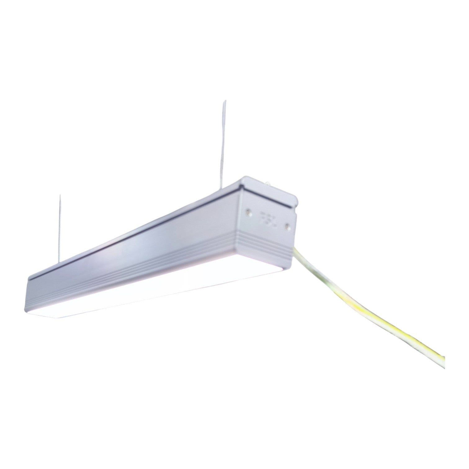 FSL 18W LED Linear Suspension Light 220V Daylight 6500K 1350 Lm Aluminum IP20 120 Beam Angle SSPL3C-18 600mm x 70mm x 70mm Pendant Mounting Electx Electrical Supply