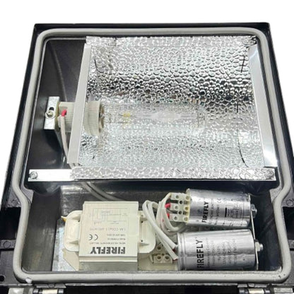 Firefly 150W Metal Halide Flood Light Fixture 220V with Lamp FLHI111/S/150/FHIMH150DL/T
