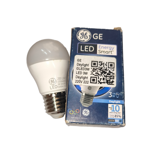 GE 3W LED bulb E27 daylight with packaging showing energy smart and 10-year life features