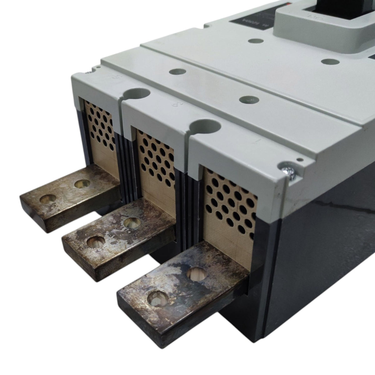 Himel 1600A 3 Pole 85KAIC 220V Molded Case Circuit Breaker 50KAIC 415V Industrial Circuit Breaker MCCB HDM31600N160033SXX Electx Electrical Supply