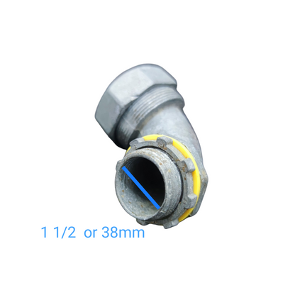 Metal pipe fitting with measurement '1 1/4 or 32mm' on a white background