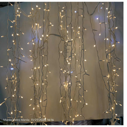 Mabuhay 400 Curtain LED Christmas Light Twinkling Warm White 3000K 220V Blinking 12W 8 Meters Length, String Distant 19cm, String Length 50cmCL69149-2