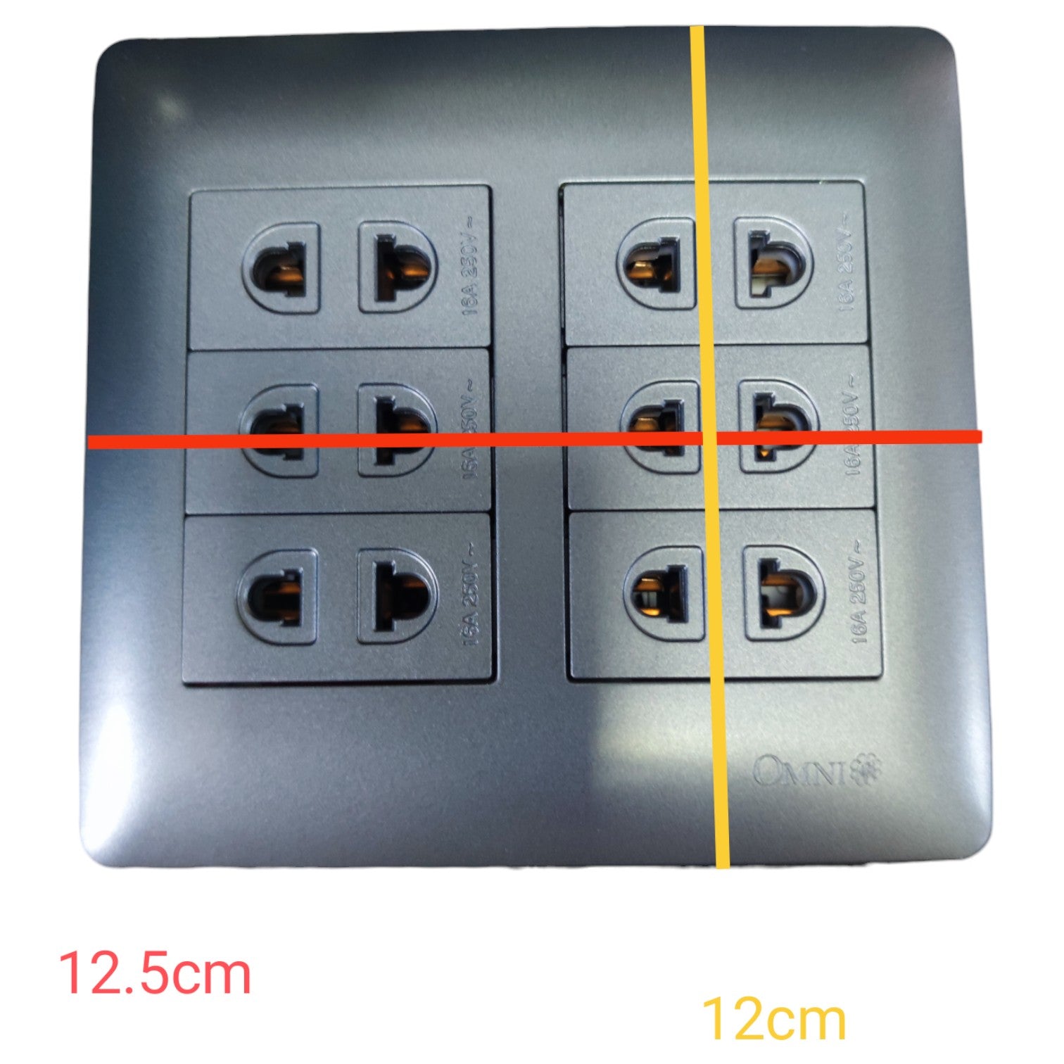 A square metallic gray electrical outlet panel with six sockets, overlaid with red and yellow measurement lines and text indicating dimensions 12.5cm and 12cm on a white background.