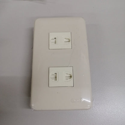 Omni Classis Series 2 Gang Universa Outlet with Shutter 16A 250V with Plate Cover WEP-102+(WEU-202x2)