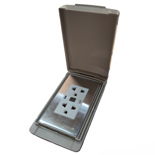 Omni & Royu GFCI Duplex Outlet 20A 250V with protective cover for outdoor use
