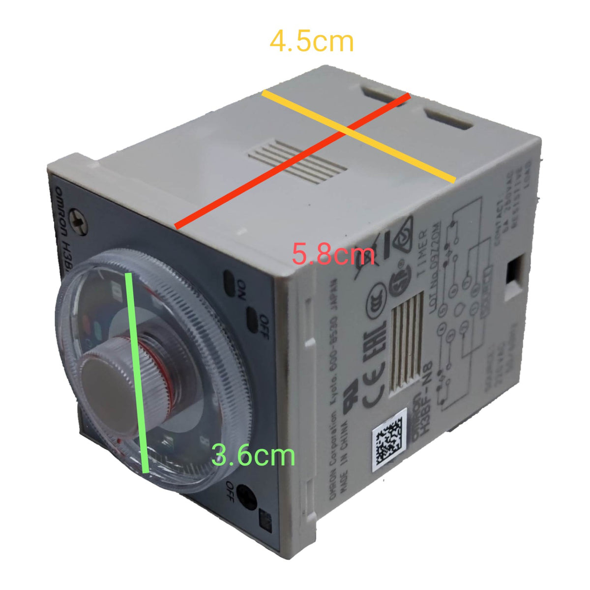 A gray electrical timer relay with a front dial, overlaid with dimension lines and text showing measurements of 4.5cm, 5.