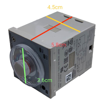A gray electrical timer relay with a front dial, overlaid with dimension lines and text showing measurements of 4.5cm, 5.