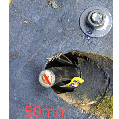 Close-up of a black circular metal component with a bolt and washer, showing a hole cut through it with a visible shaft. Red text at the bottom reads 50mm.