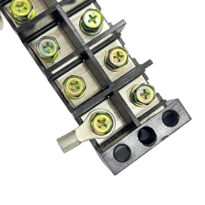 Grippes Sassin 100A 4 Pairs Terminal Block black plastic screw terminal strip with brass screws and jumper bar