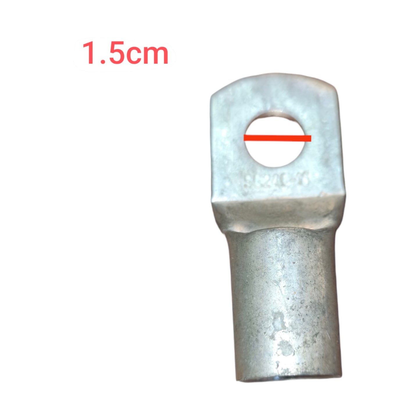 Metal terminal with a hole and measurement '1.5cm' on a white background