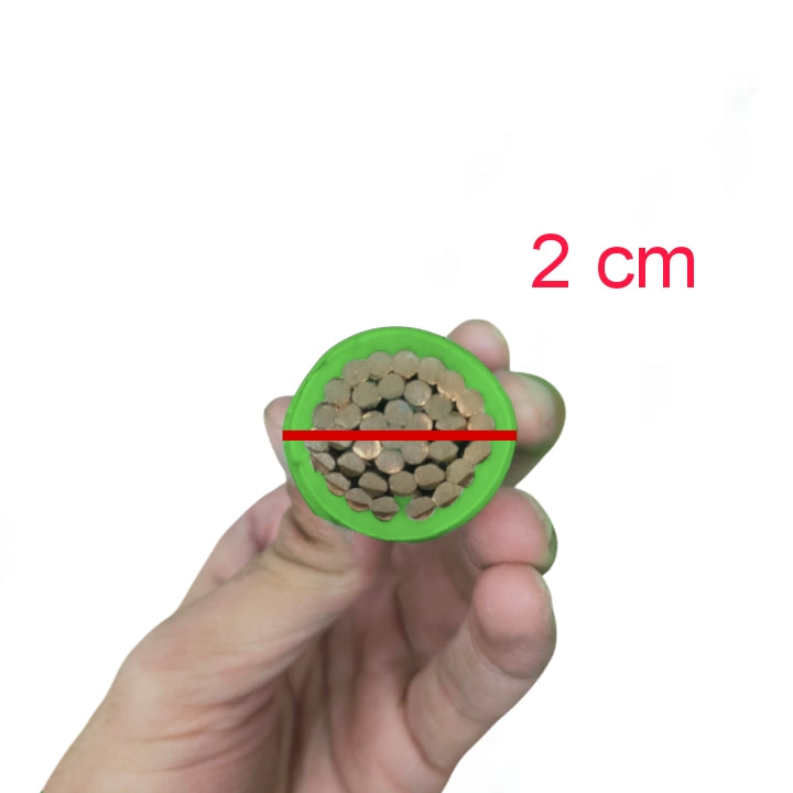 Hand holding a cross-sectional view of a cable with a green circle and red line indicating 2 cm.