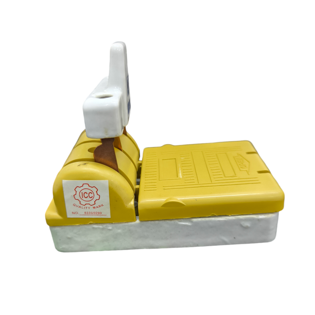 Taiyou Knife Switch 30A 3 Pole power switch with yellow and white insulated handle and base
