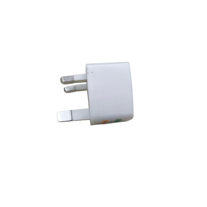 Universal Travel Adaptor to Type G Plug, Adaptor for  United Kingdom, Ireland, Malta, Malaysia, Hong Kong and Singapore