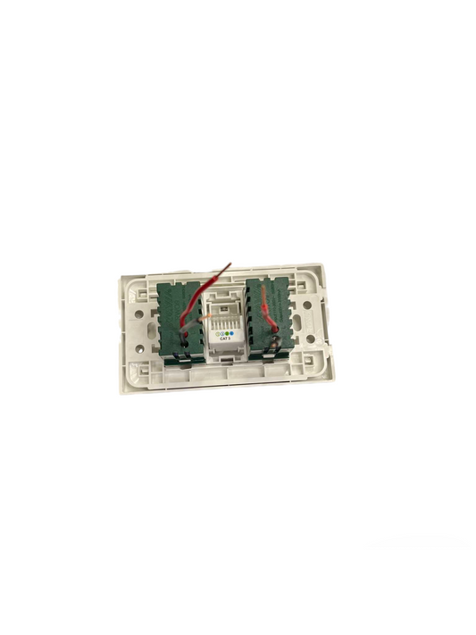 Royu 3 Gang 4 Port USB Outlet 2100mAh 5V DC and Telephone Outlet