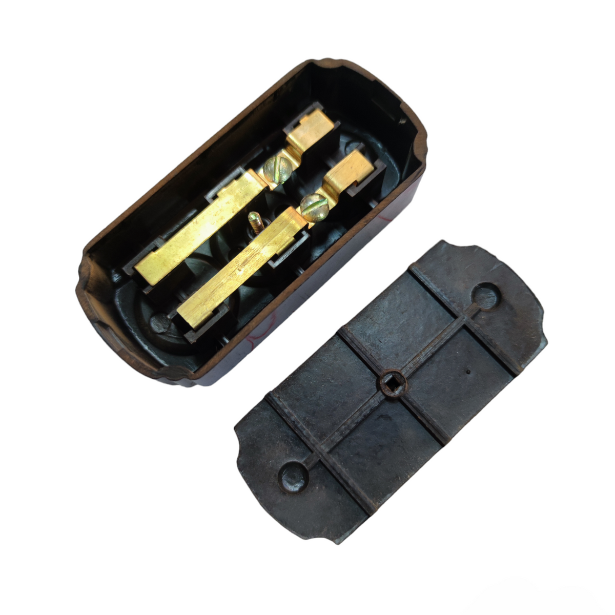 10A 250V Bakelite Outlet free sample flexi combo showing internal brass contacts and black casing