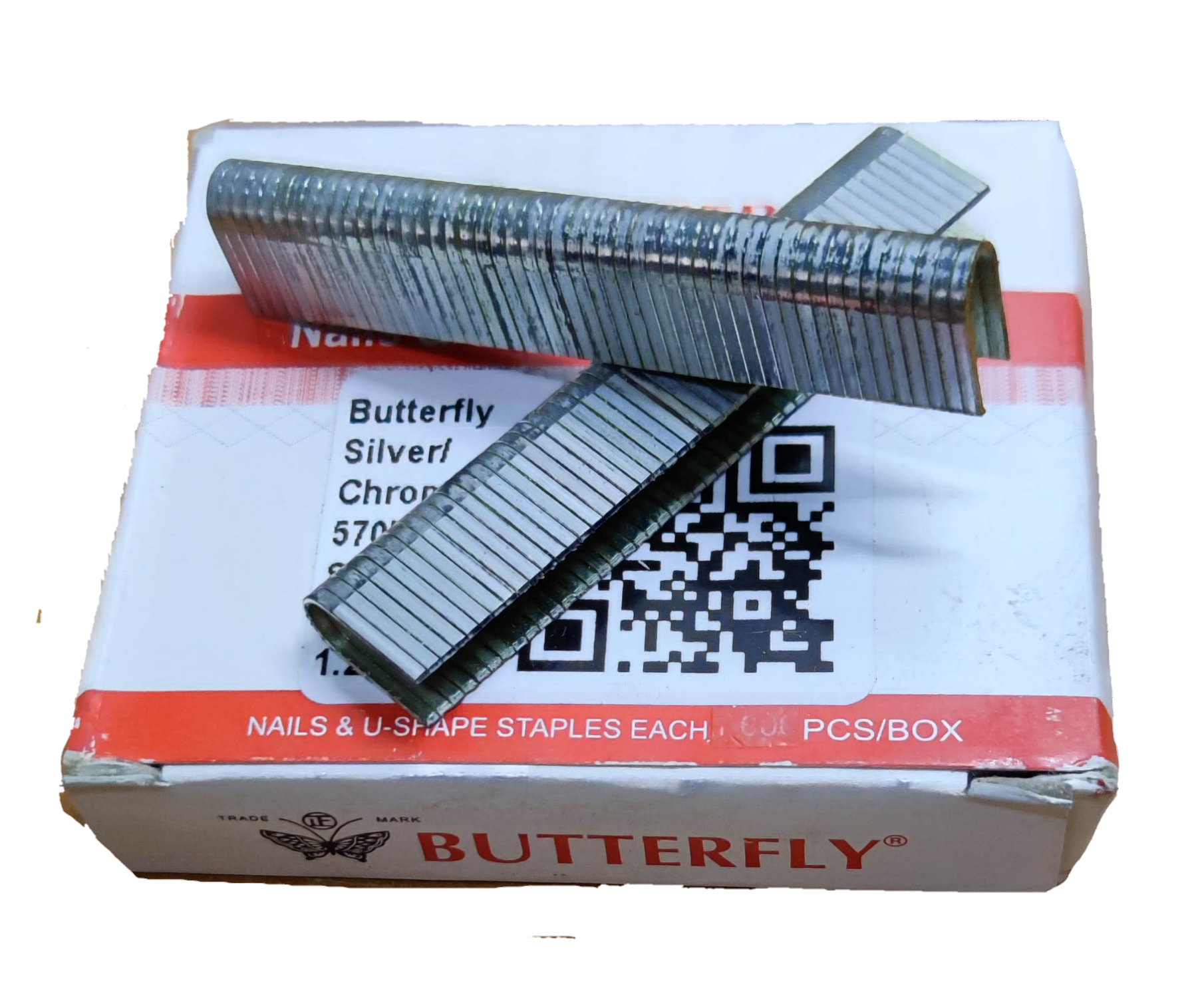 Butterfly 500pcs box staple wires silver chrome staple strips displayed on white red Butterfly box for staplers