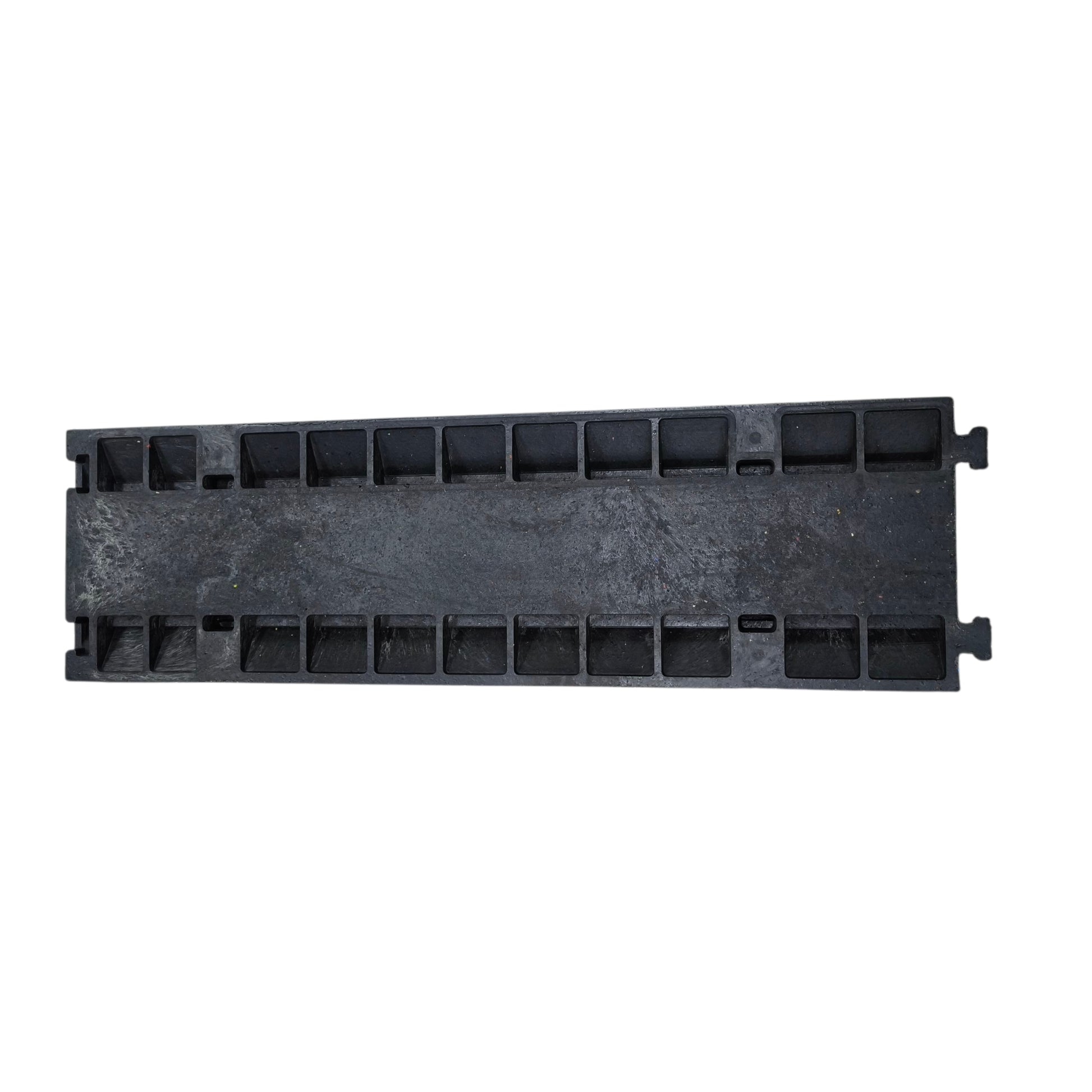Grippes cable ramp protector 1 channel designed for effective cable management and safety