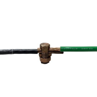 Brass Solderless Connector 1 Bolt 1.25-8MM joining a black insulated cable and green stranded wire
