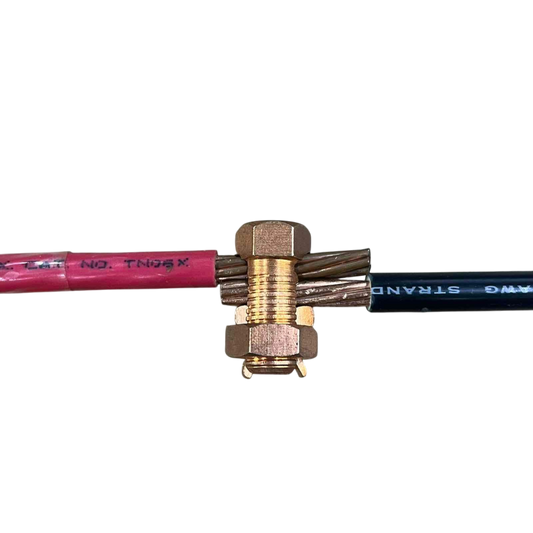Solderless Connector 1 Bolt 5.5-14MM joining red and black stranded cables with brass nut clamp