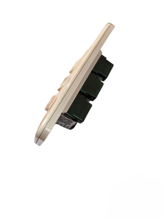 Omni 3 Gang 1 Way Switch 16A 250V with Plate Cover WEP-103+(WES-213x3)