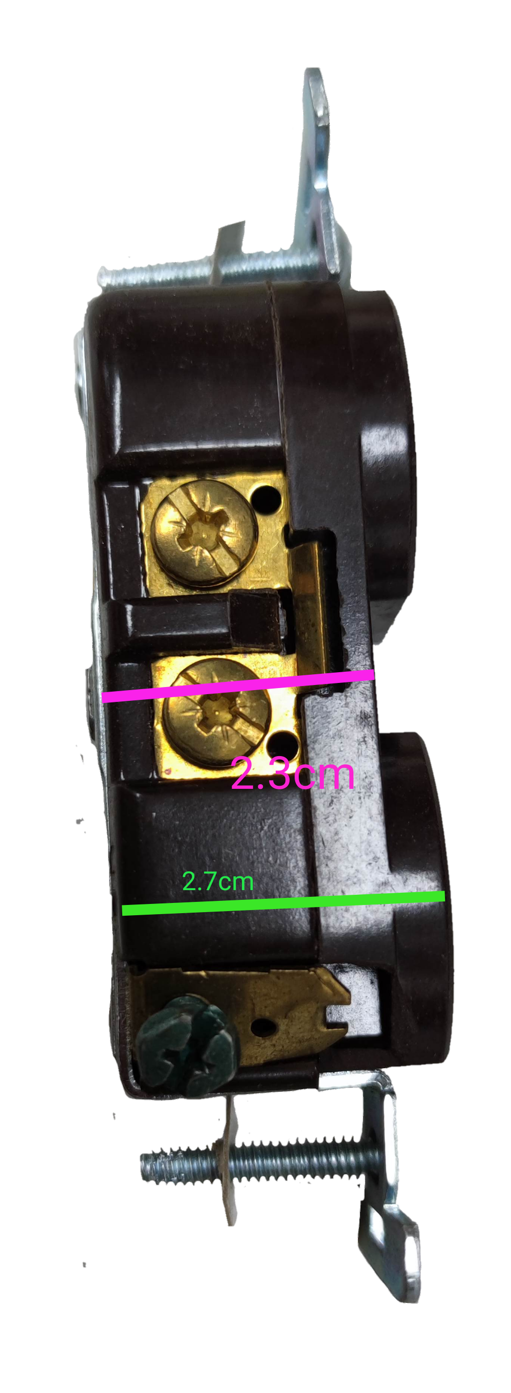 Eagle 2 gang tandem outlet 15A 250V with dual sockets and wiring terminals for electrical installations