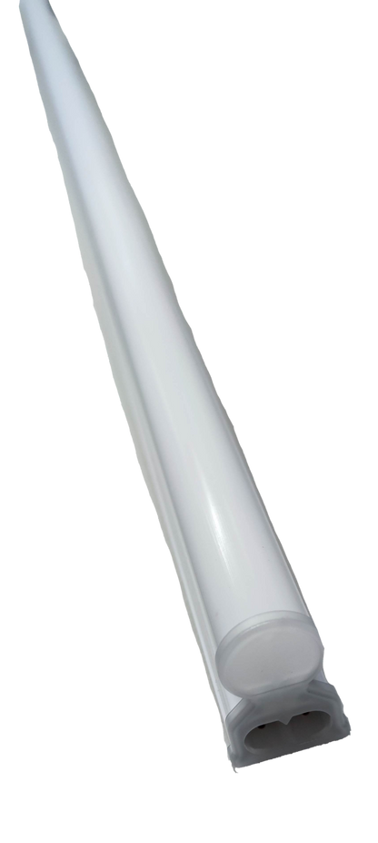 Ecolum 14W T5 LED batten 220V 3000K with a sleek design for energy-efficient lighting