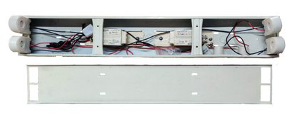 Focus 2x20W fluorescent light fixture for efficient indoor lighting installation