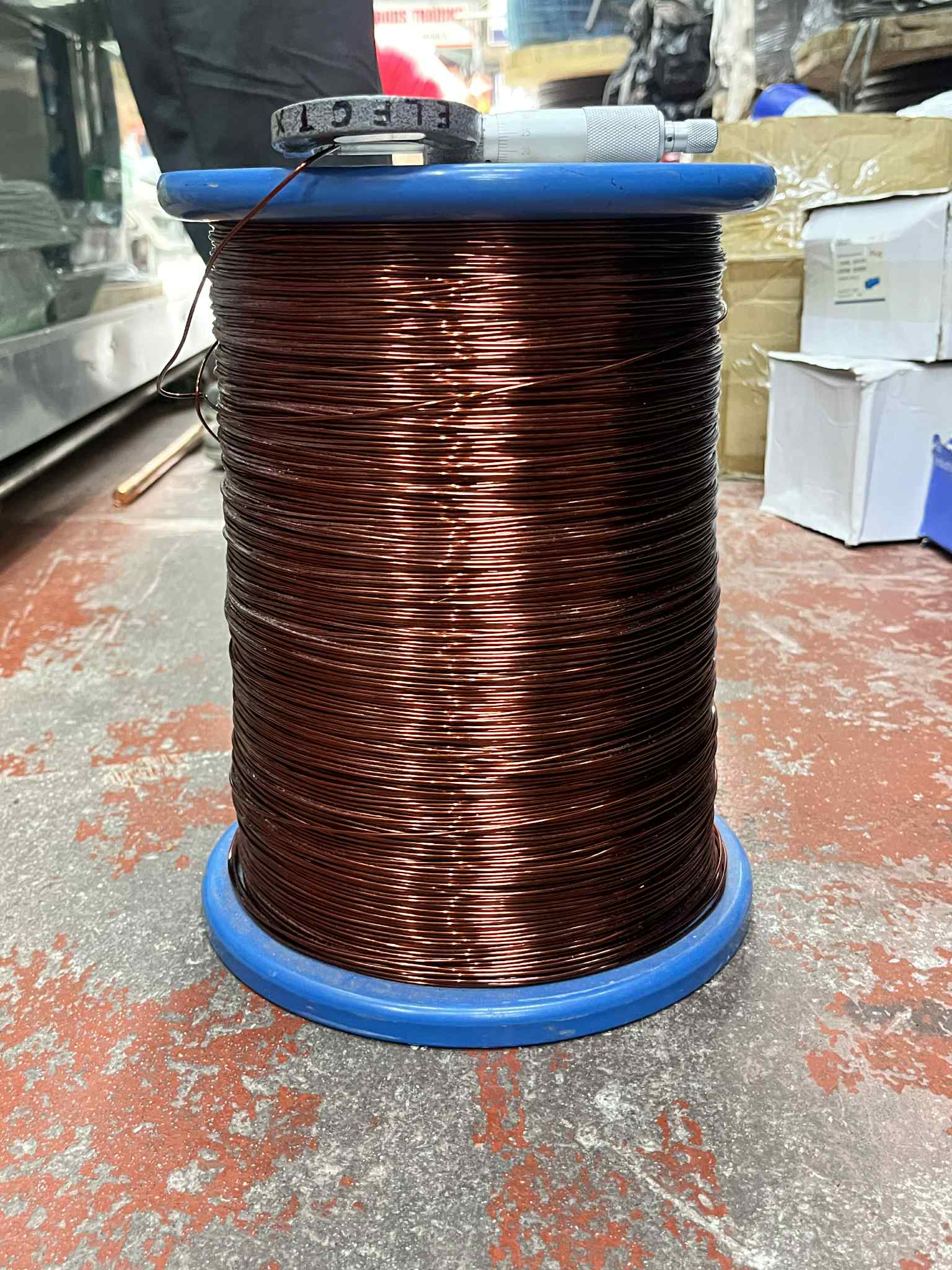 Philflex AWG 16 magnet wire Heavy Formix 800G on a blue spool for electrical applications