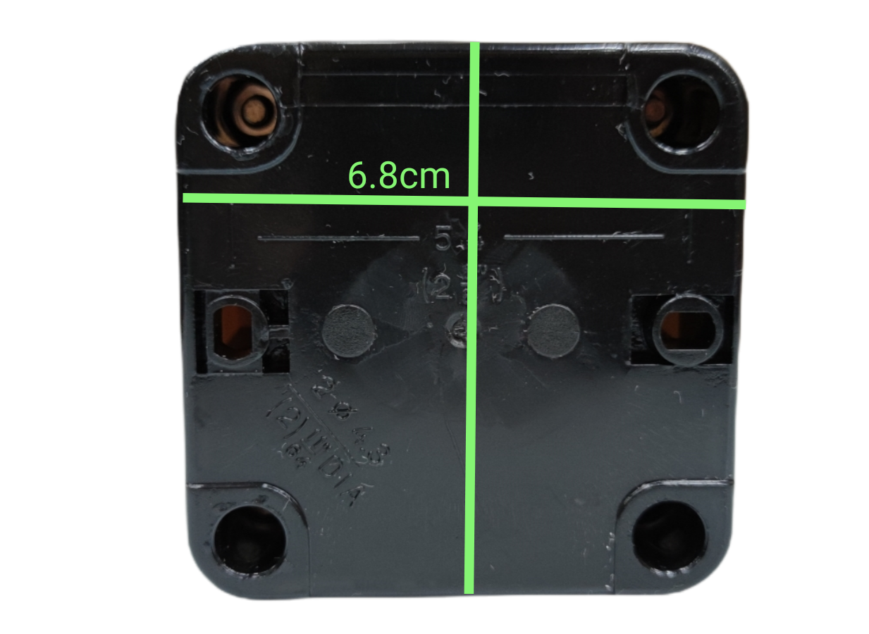 Black plastic component part for Game Boy Charger SP and NDS with a 6.8cm width from China