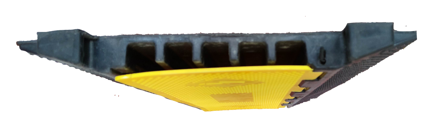 Grippes Cable Ramp Protector 5 Channel in black and yellow for cable management and protection