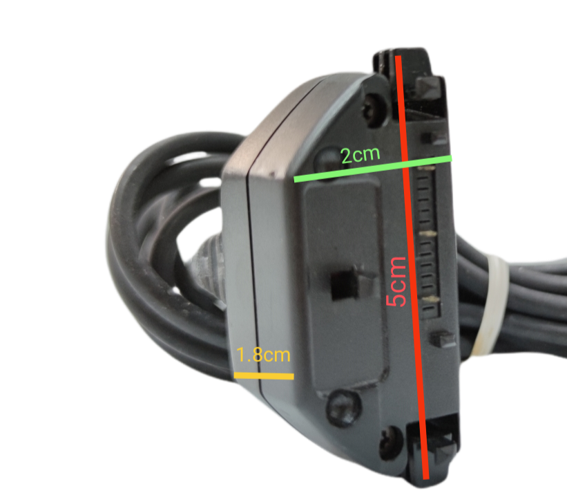 Cellphone Charger for Ericson Old mode wall charger with cable and connector measurements