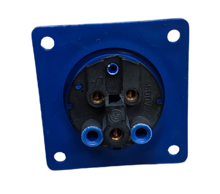 Grippes industrial plug chassis type 16A 220V featuring a durable blue design for secure connections