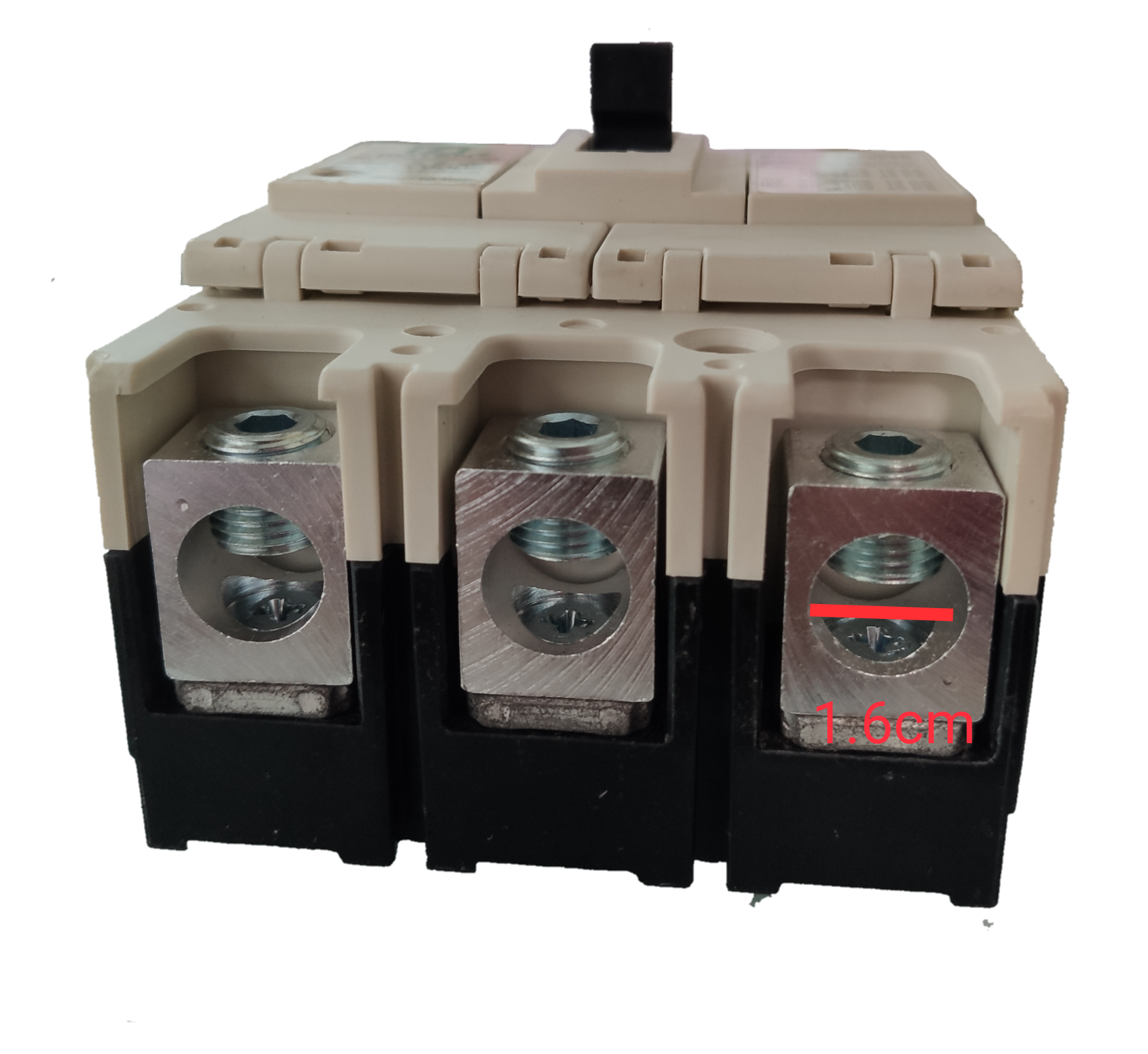 Koten 175A Industrial Circuit Breaker 3 Pole with metal terminals and beige casing for electrical protection