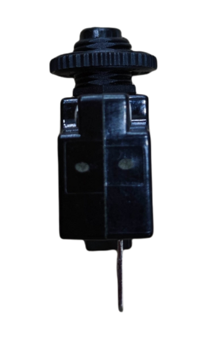 Kuoyuh 15A push to reset circuit breaker designed for reliable electrical protection