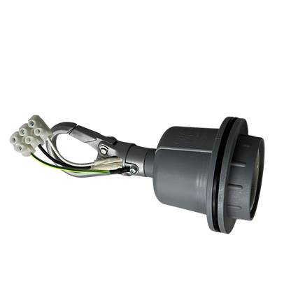 Omni heavy duty E40 lamp holder with durable construction for reliable lighting installations