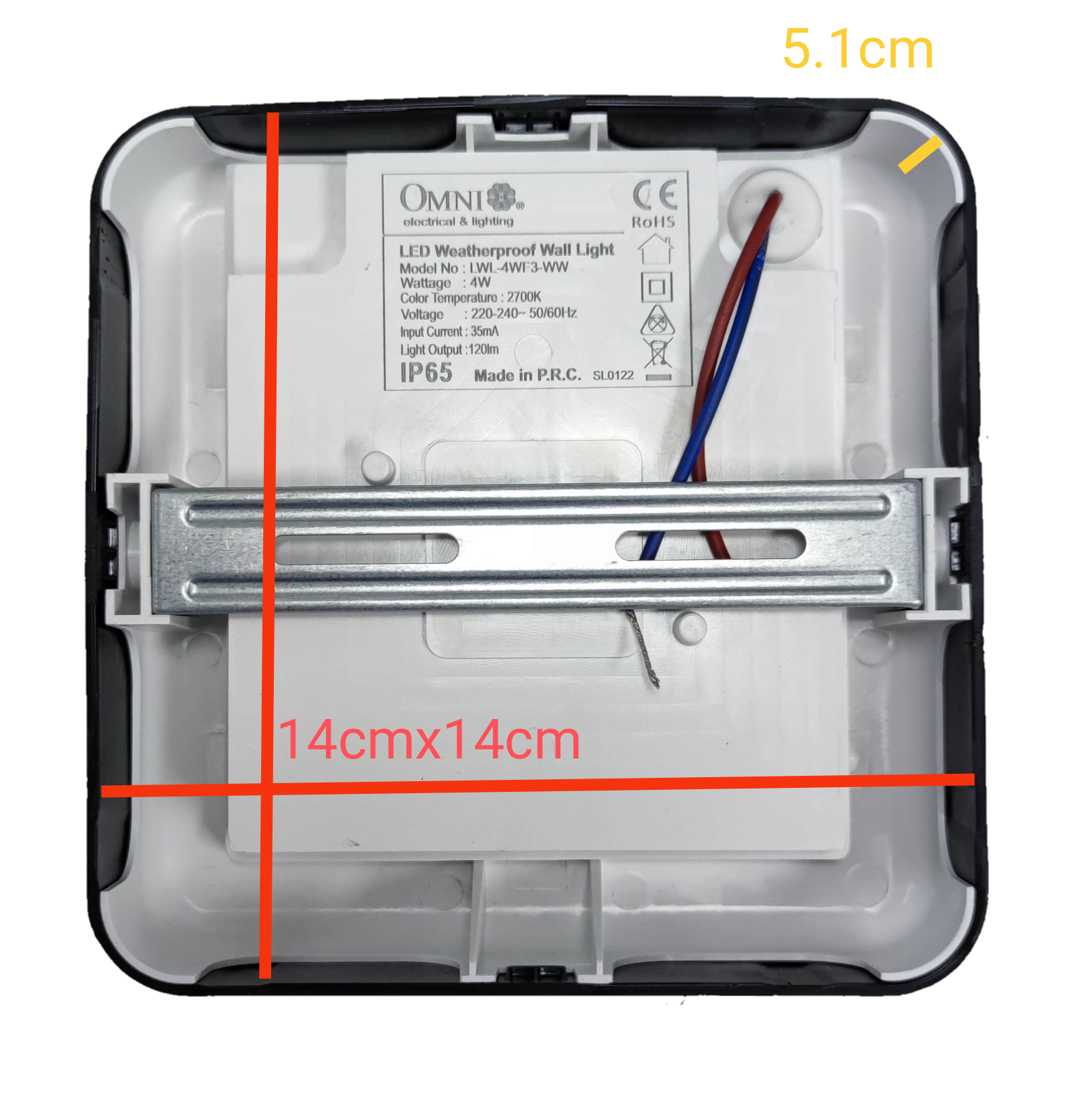 Omni weatherproof outdoor LED wall light Square 2700K with measured dimensions for easy installation