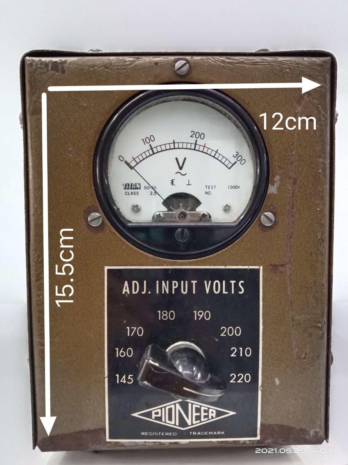 CE Pioneer 350W Variable Transformer 145 Adjustable Input Voltage Dial with Analog Volt Meter