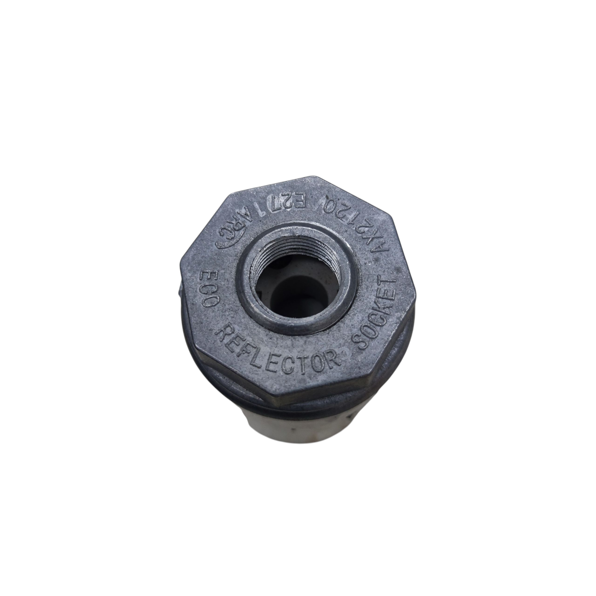 Porcelain E40 Socket Taiyou designed for safe and durable lighting installation