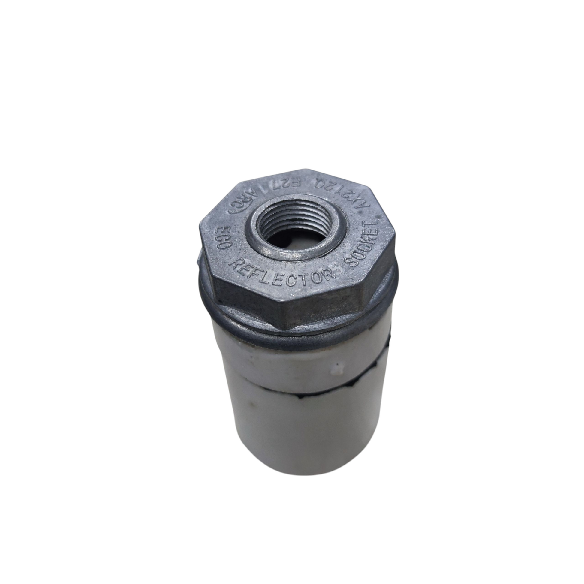Porcelain E40 Socket Taiyou for durable lighting installations with a robust design