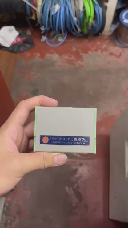 Nippon Antenna 2 Way Splitter for Flat Antenna SD-237A Dual Impedance 75/300 ohms