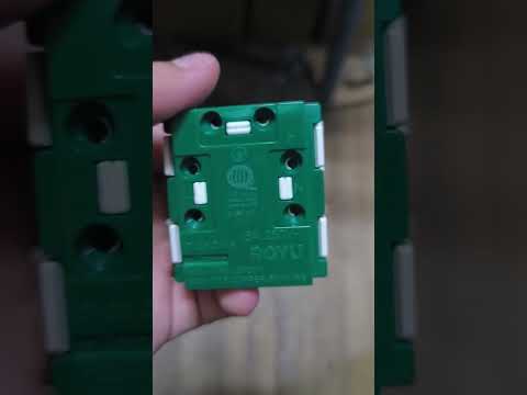 Royu Universal Outlet 15A 250V Wide Series RW08 