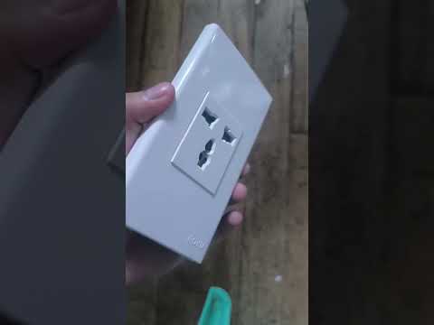Royu 1 Gang Universal Outlet 15A 250V Center Device Plate Cover (1OPCS per Order)