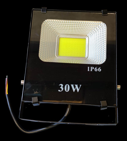 Denko 30W IP66 outdoor LED floodlight daylight in black with reflector and mounting bracket