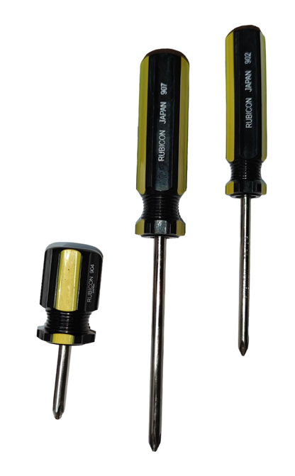 Rubicon 7pcs Screw Driver Set with black and yellow handles and metal shafts for hand tool accessories