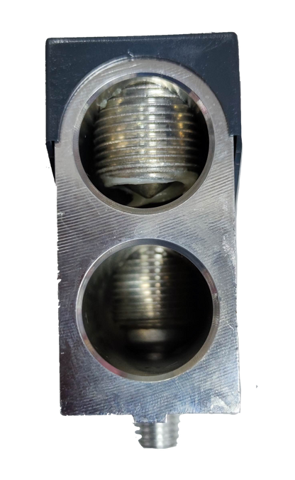 Schneider EZC400N Ampere Frame with dual threaded ports for electrical circuitry applications