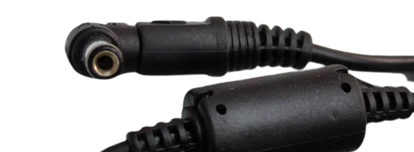 Grippes DC Automotive Adaptor cable for power points switches and plugs in black